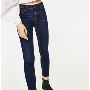 ZARA medium rise jeans